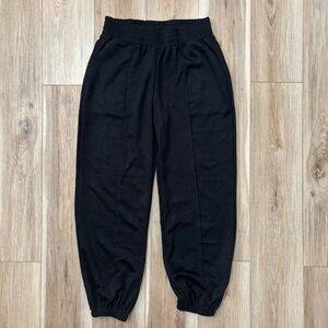 Umgee Black Scuba Luxe Knit Jogger Pants with Raw/Reverse Seam Details Size M